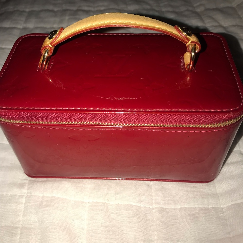 Louis Vuitton Monogram Vernis 45 Jewelry Case Clutch ( small )